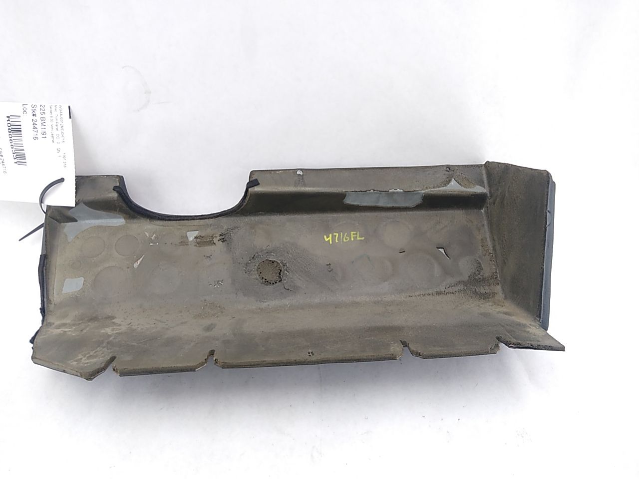 BMW 318i Front Left Lower Dash Cover - 0