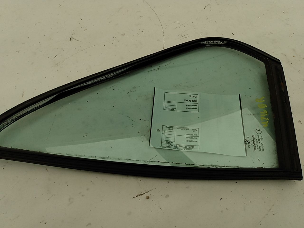 BMW 318i Rear Right Quarter Glass