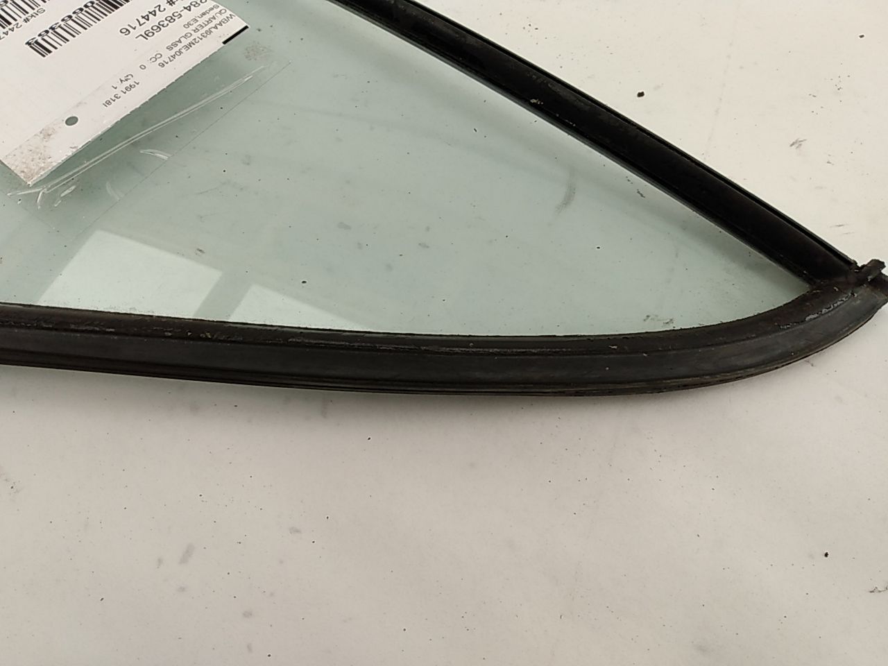 BMW 318i Rear Left Quarter Glass