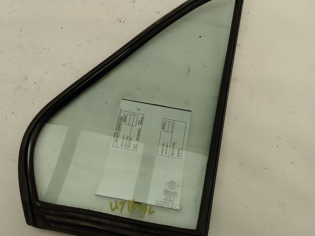 BMW 318i Rear Left Quarter Glass