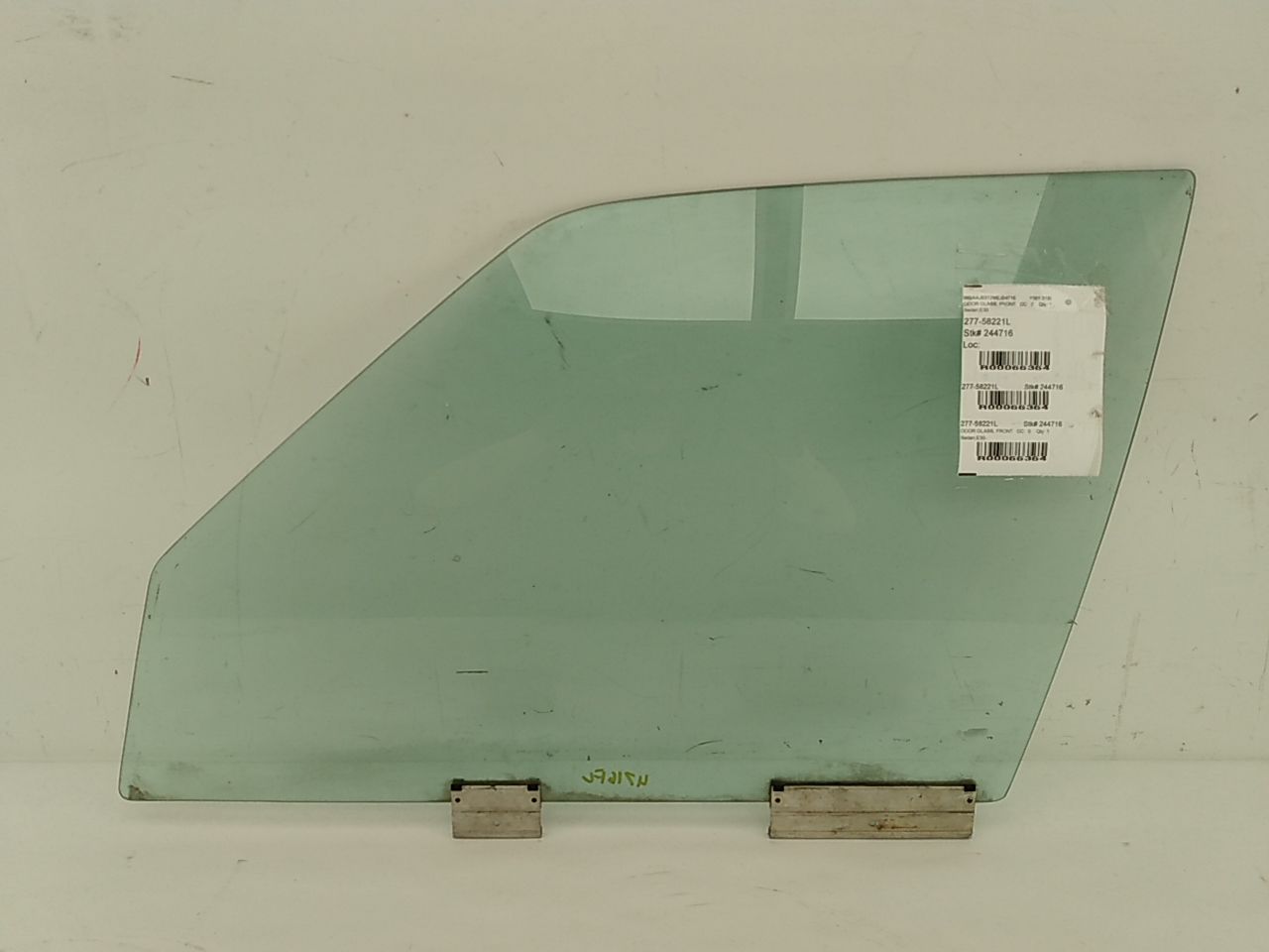 BMW 318i Front Left Door Glass - 0