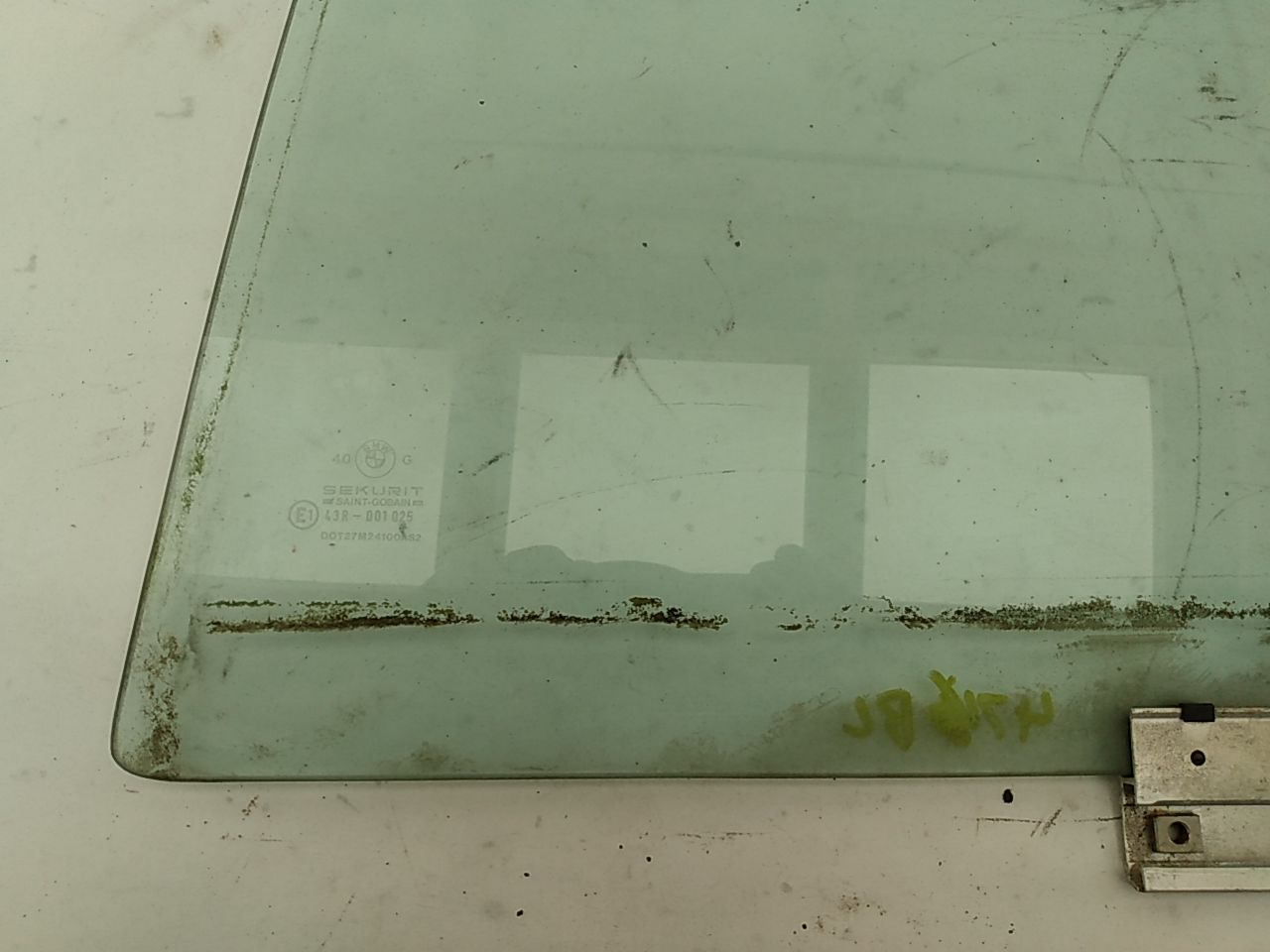 BMW 318i Rear Left Door Glass