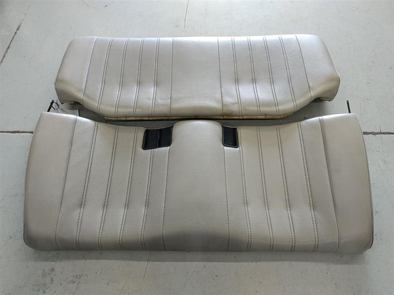 BMW 318i Rear Seat Set