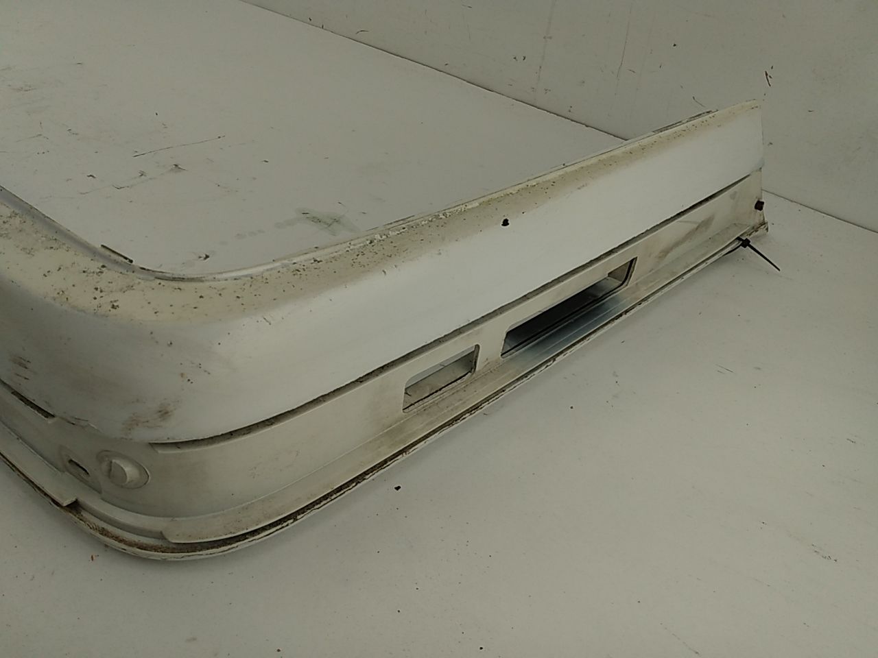 BMW 318i Rear Bumper Cover