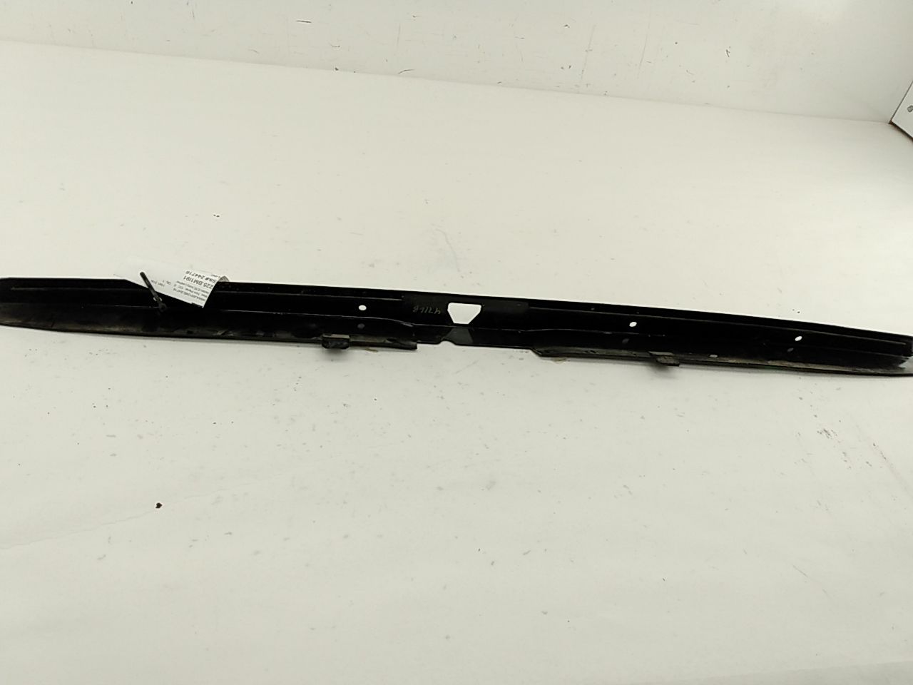 BMW 318i Trunk Sill Plate