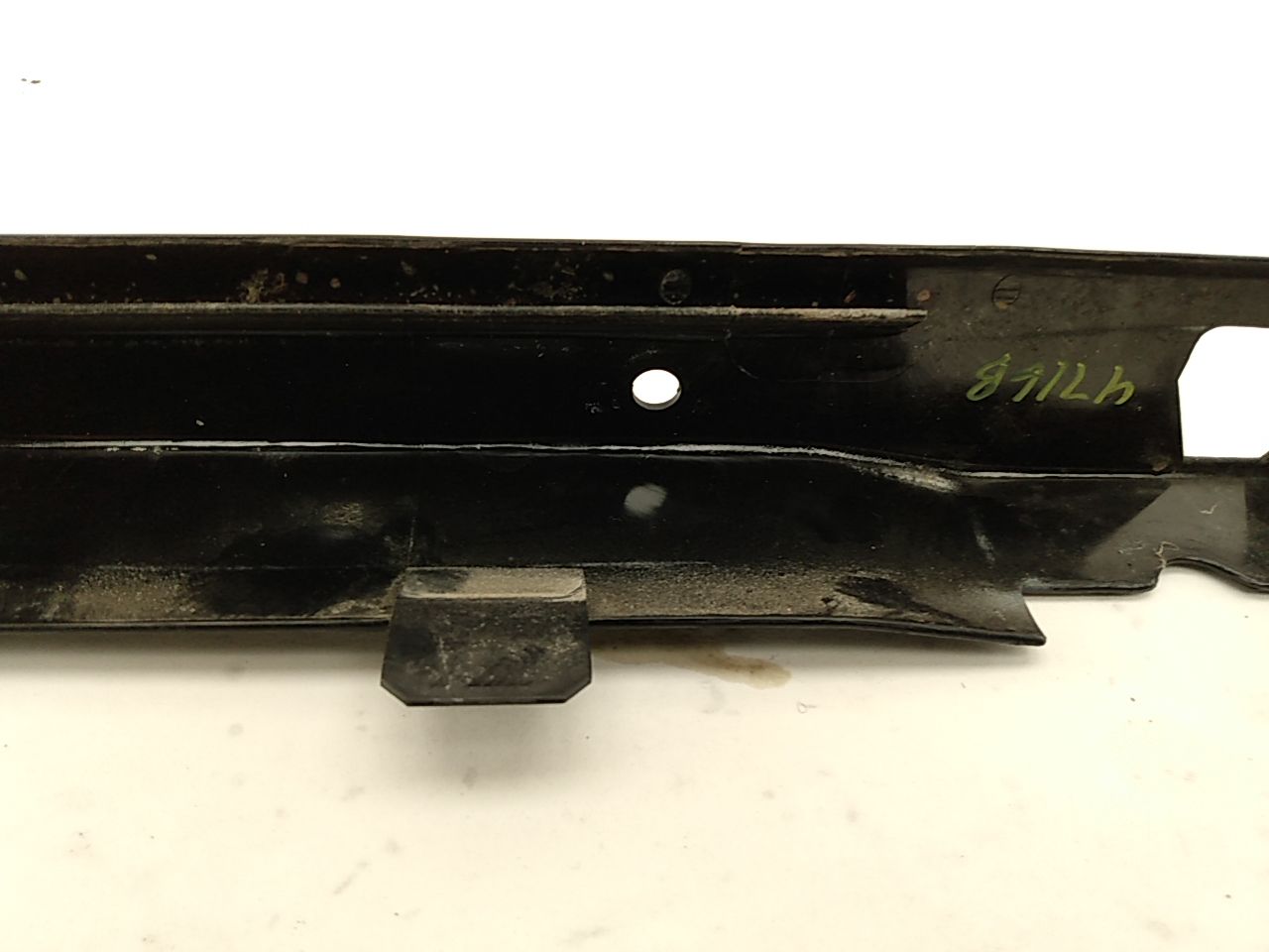 BMW 318i Trunk Sill Plate