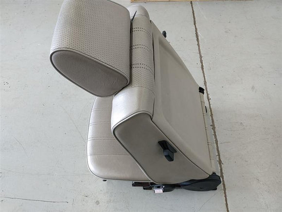 BMW 318i Front Right Seat Assembly