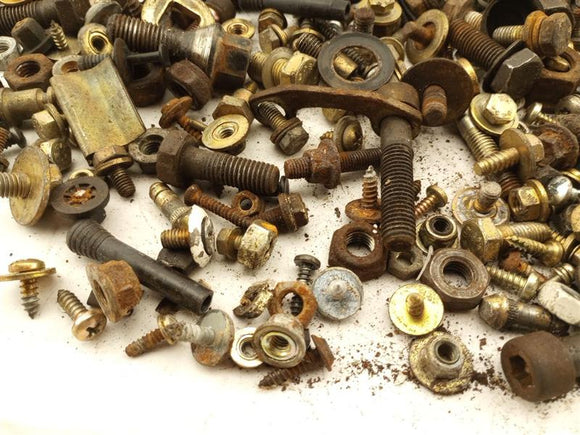 BMW 318i Dismantling Hardware