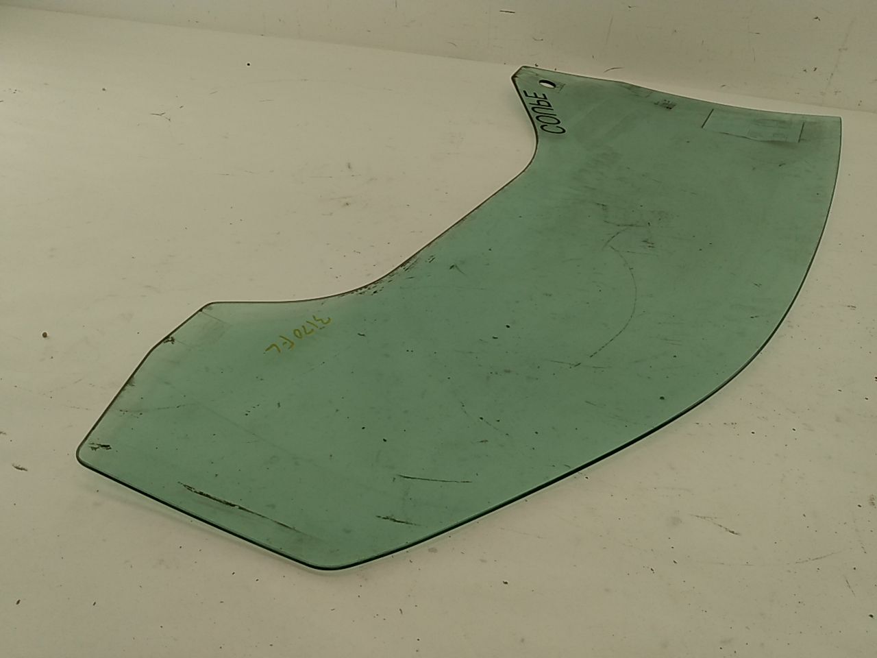 Chevrolet Camaro Front Left Door Glass