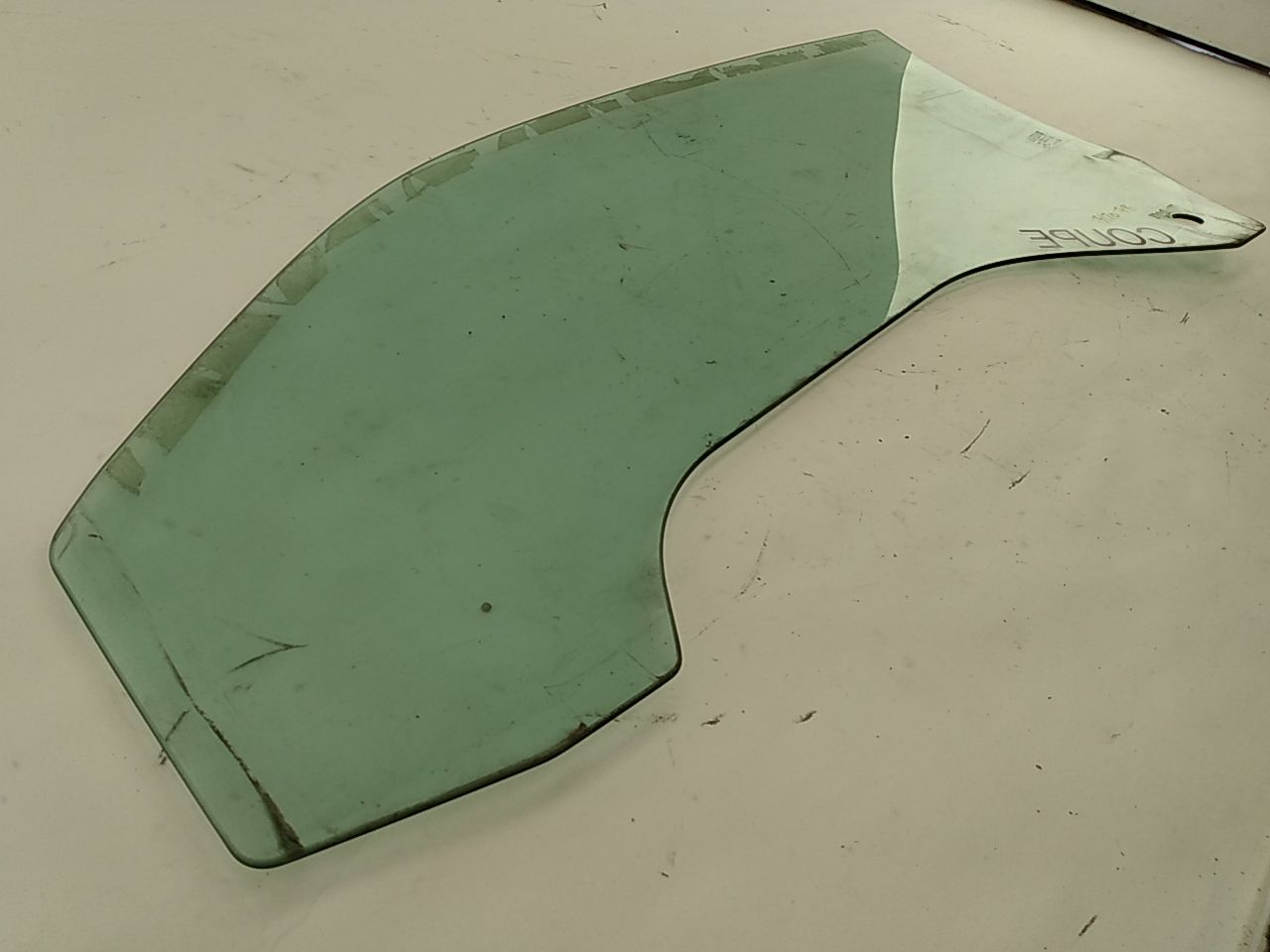 Chevrolet Camaro Front Right Door Glass