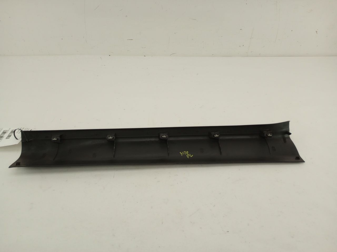 Chevrolet Camaro Front Left Door Sill Trim - 0