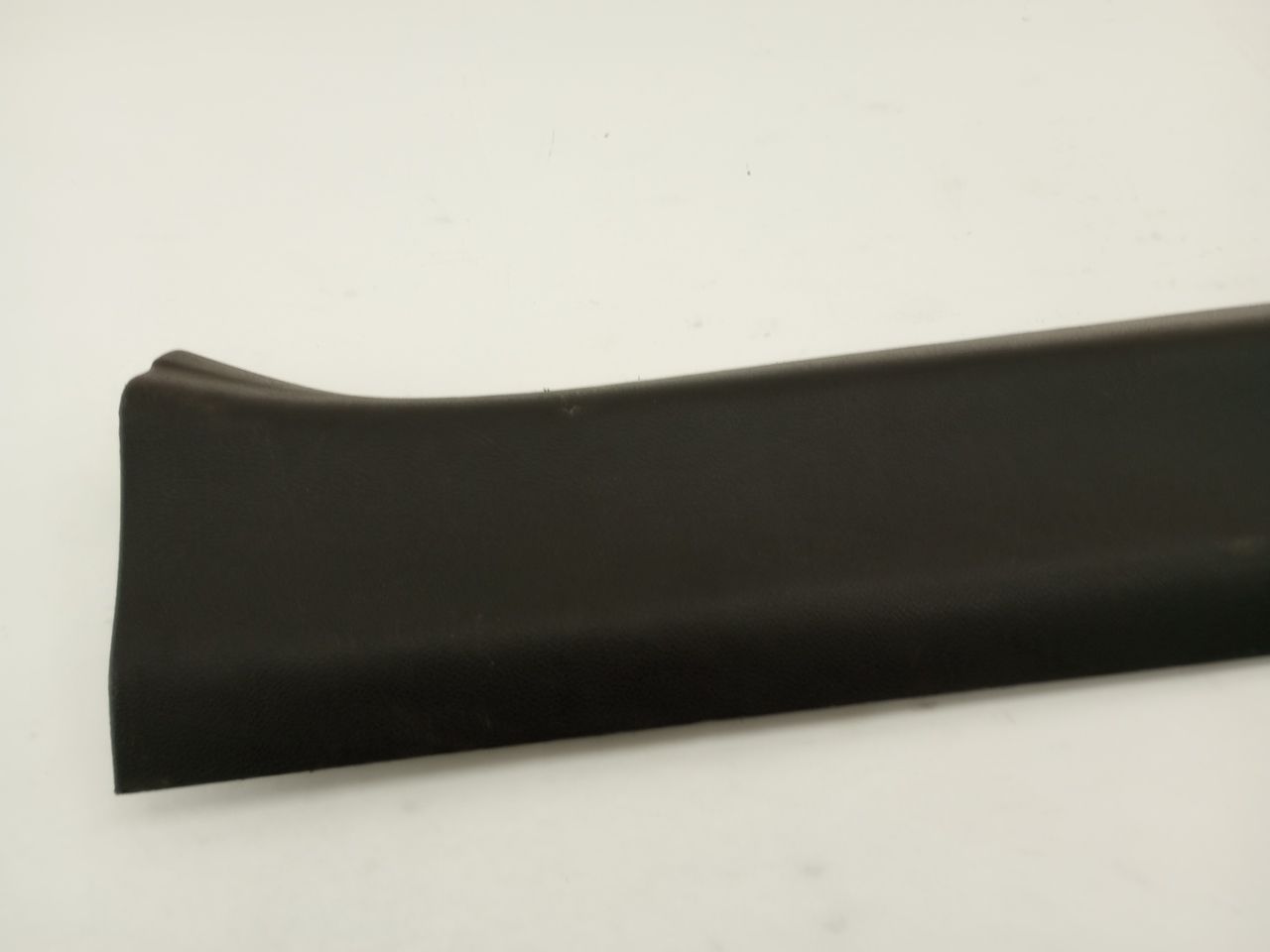 Chevrolet Camaro Front Left Door Sill Trim