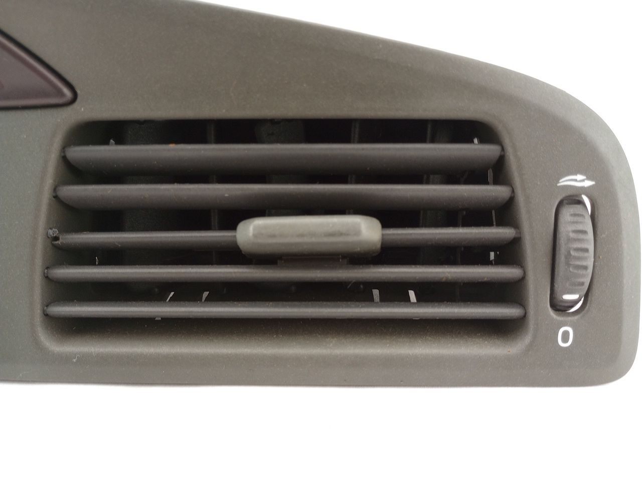 Volvo XC70 Dash Air Vent Set