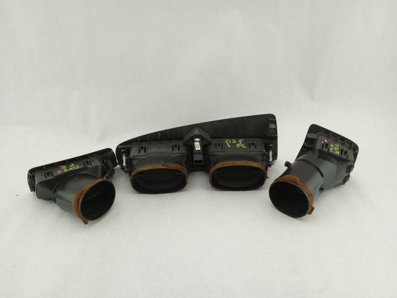 Volvo XC70 Dash Air Vent Set
