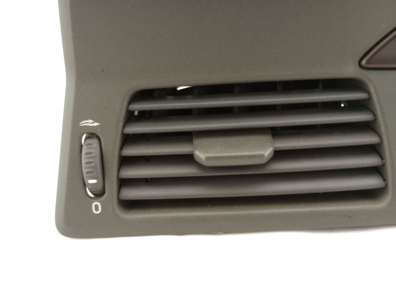 Volvo XC70 Dash Air Vent Set