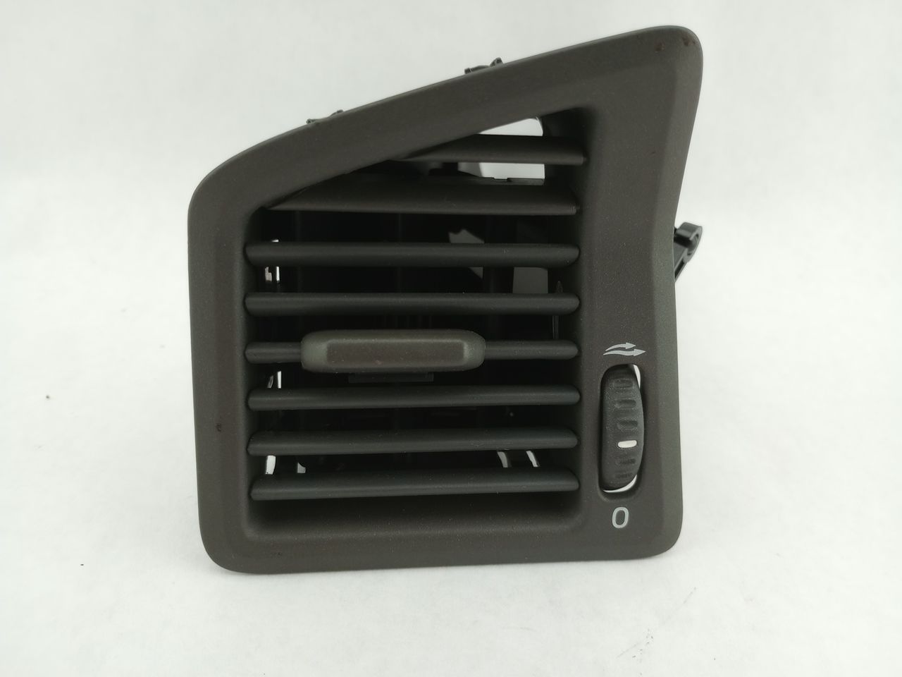 Volvo XC70 Dash Air Vent Set