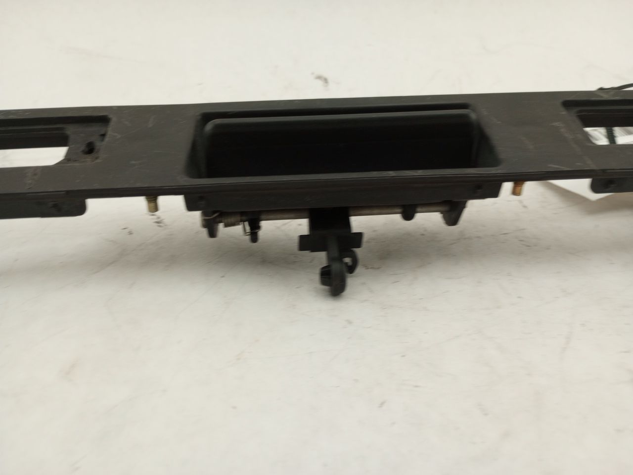 Volvo XC70 Rear Liftgate Handle