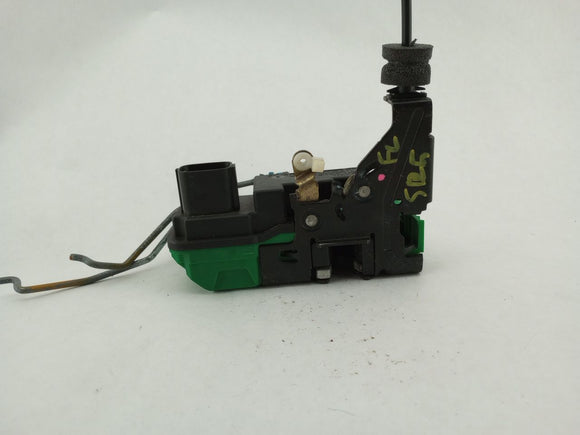 Volvo XC70 Front Left Door Latch
