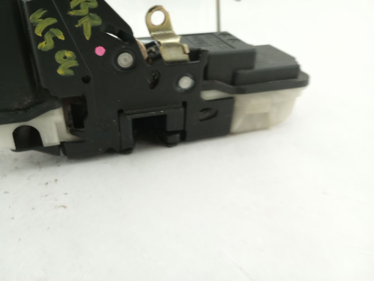 Volvo XC70 Rear Right Door Latch