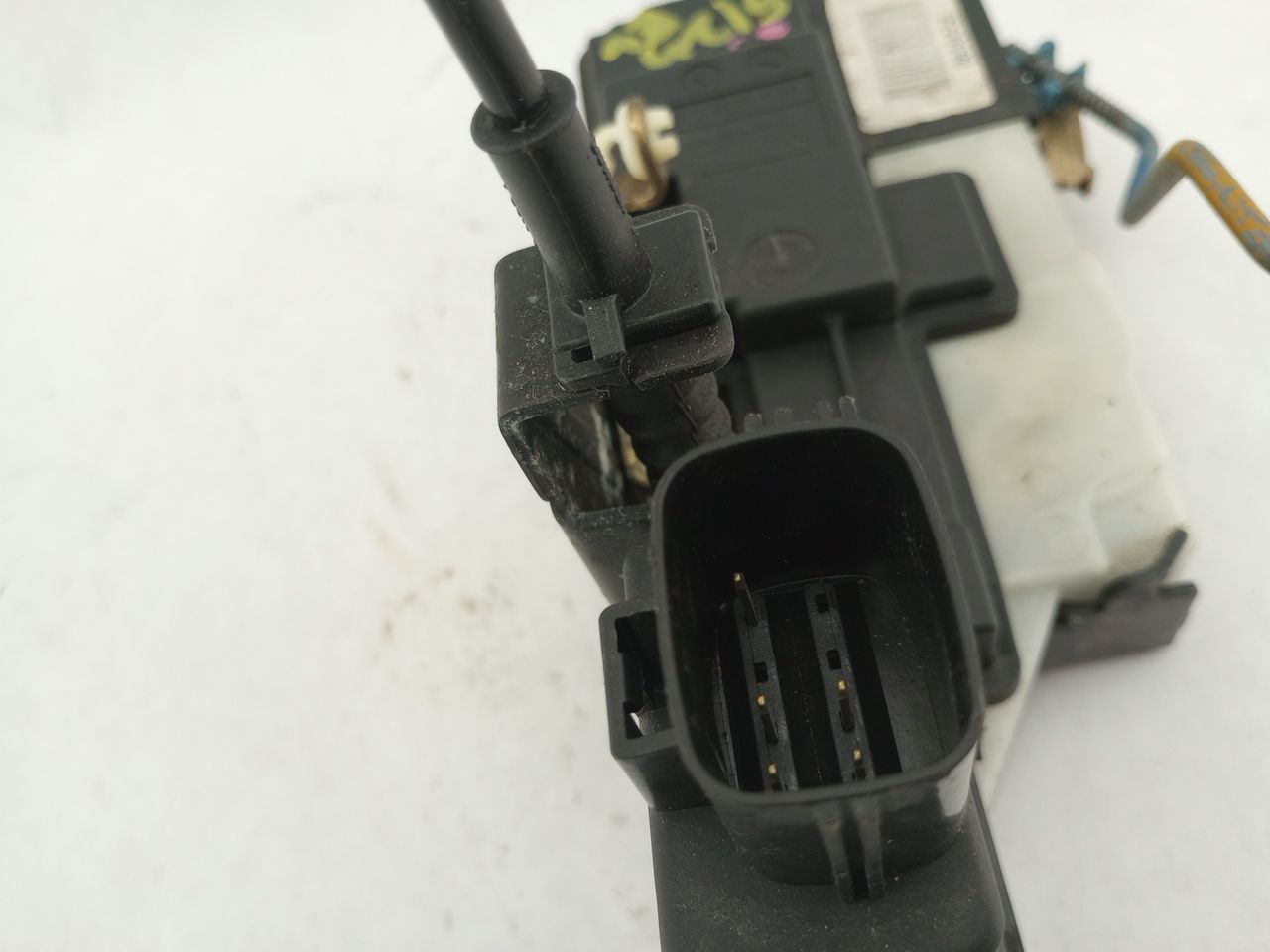 Volvo XC70 Rear Left Door Latch