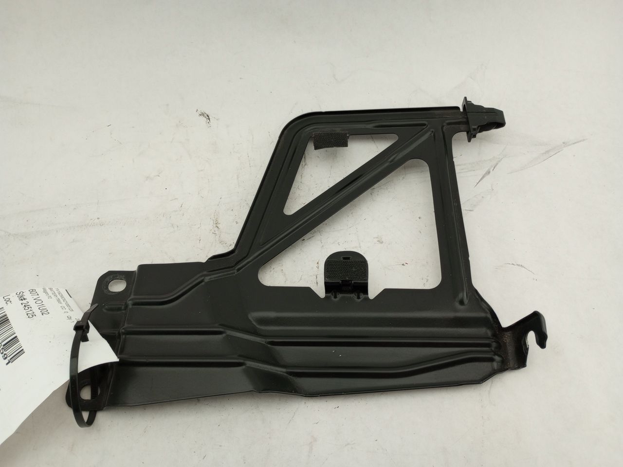 Volvo XC70 Battery Hold Down Bracket - 0