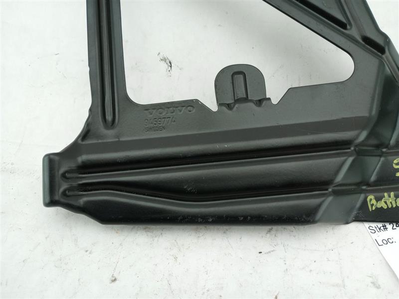 Volvo XC70 Battery Hold Down Bracket