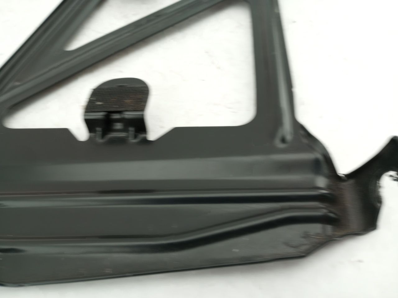 Volvo XC70 Battery Hold Down Bracket