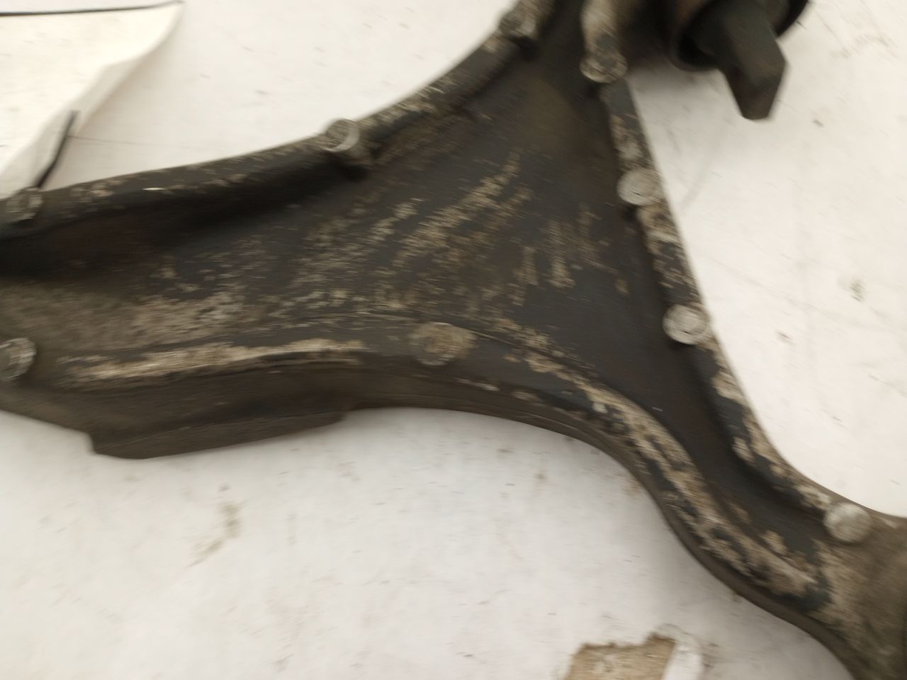 Volvo XC70 Front Right Lower Control Arm