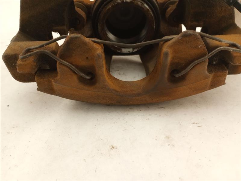 Volvo XC70 Front Right Brake Caliper