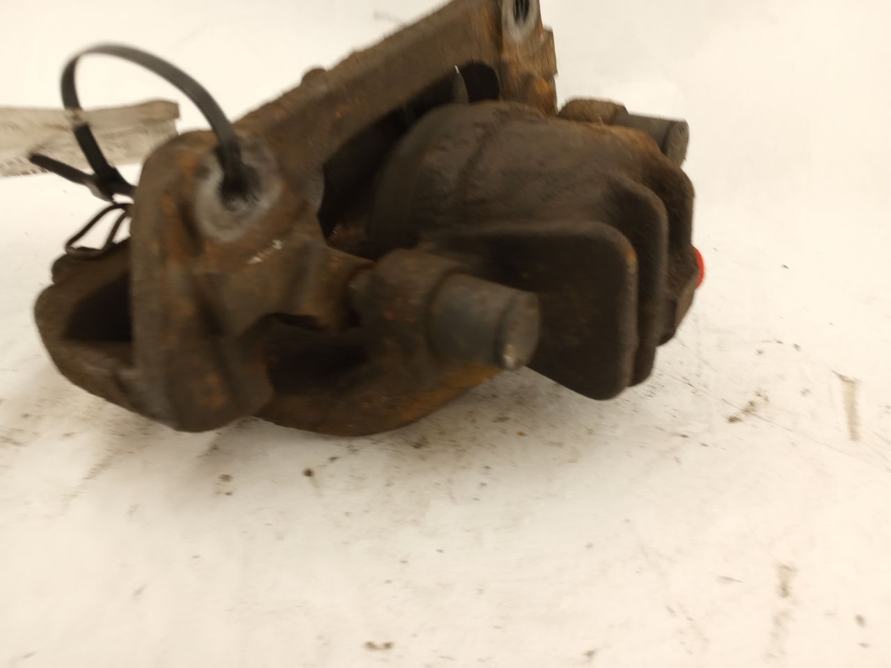 Volvo XC70 Front Left Brake Caliper