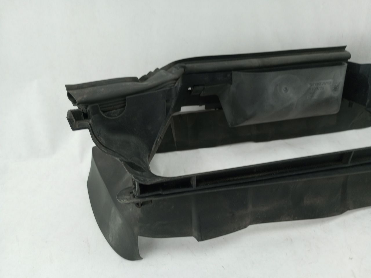 Volvo XC70 Radiator Air Shroud