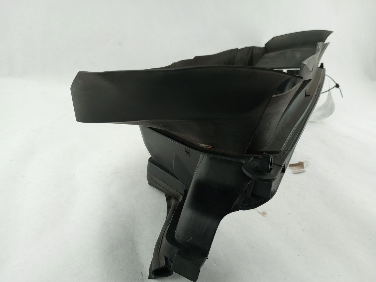 Volvo XC70 Radiator Air Shroud