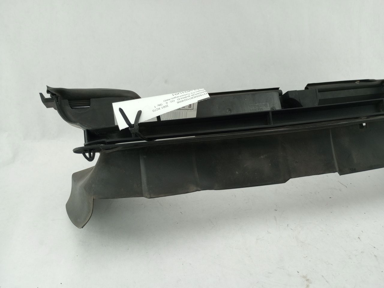 Volvo XC70 Radiator Air Shroud