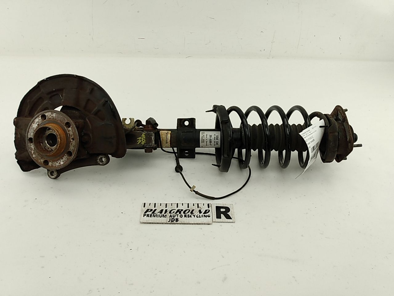 Volvo XC70 Front Right Strut & Knuckle Assembly