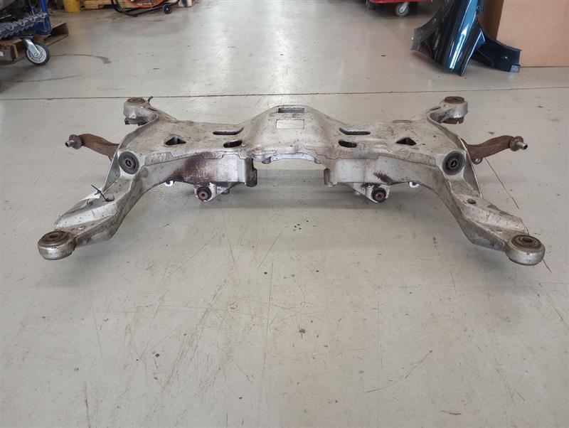 Volvo XC70 Rear Subframe - 0