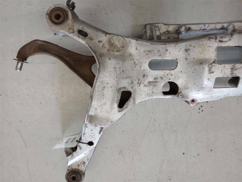 Volvo XC70 Rear Subframe