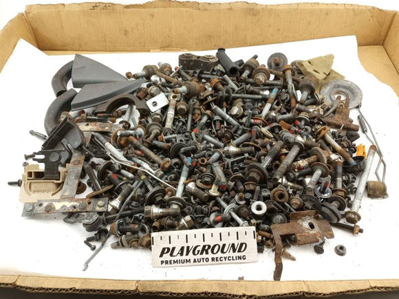 Volvo XC70 Hardware Kit