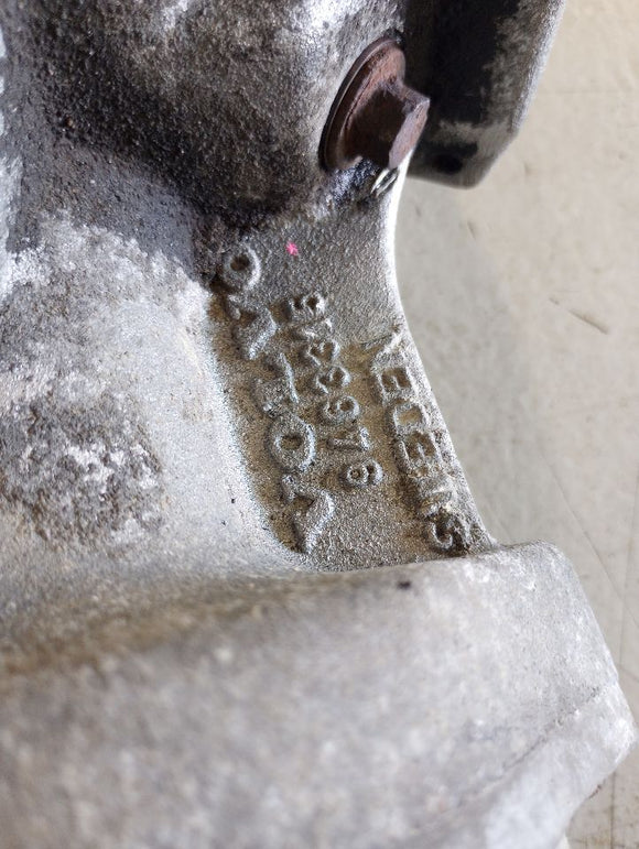 Volvo XC70 Rear Carrier With Clutch
