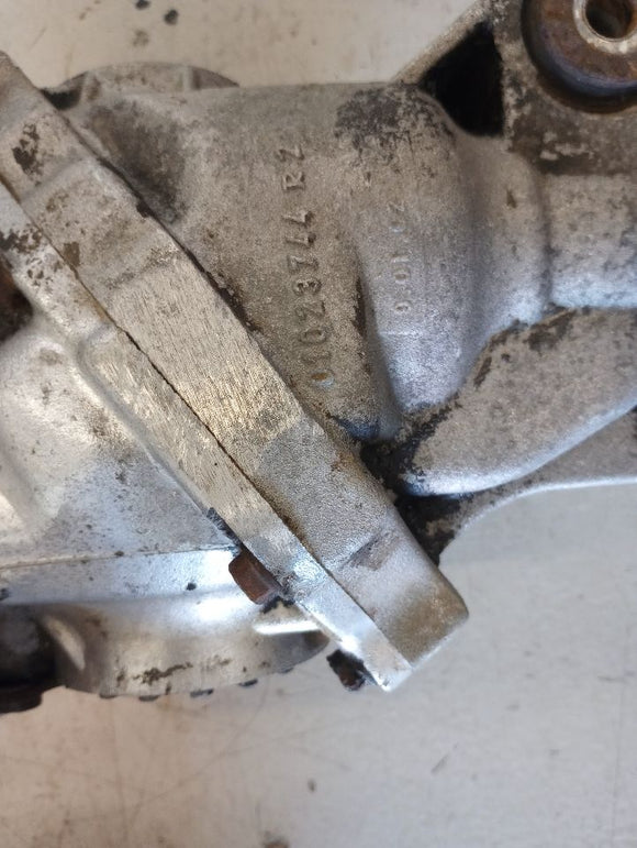 Volvo XC70 Rear Carrier With Clutch