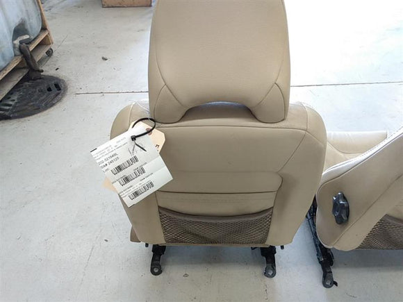 Volvo XC70 Front Seat Set