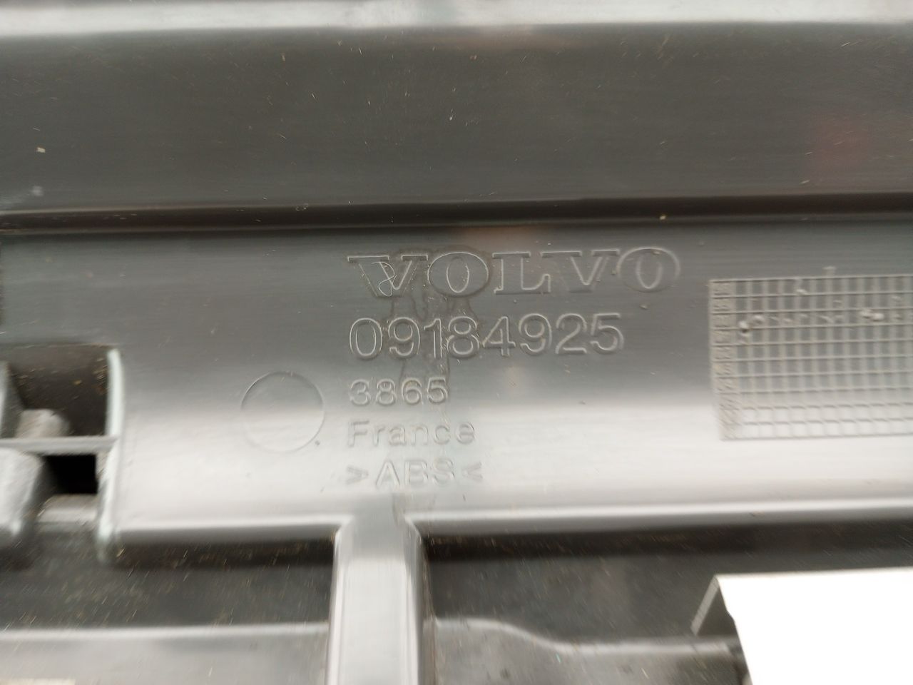 Volvo XC70 Glove Box