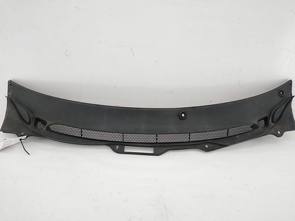 Volvo XC70 Wiper Cowl Vent Panel