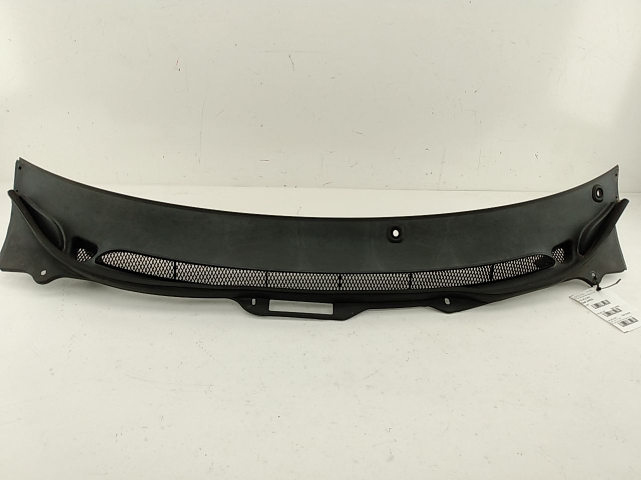 Volvo XC70 Wiper Cowl Vent Panel - 0