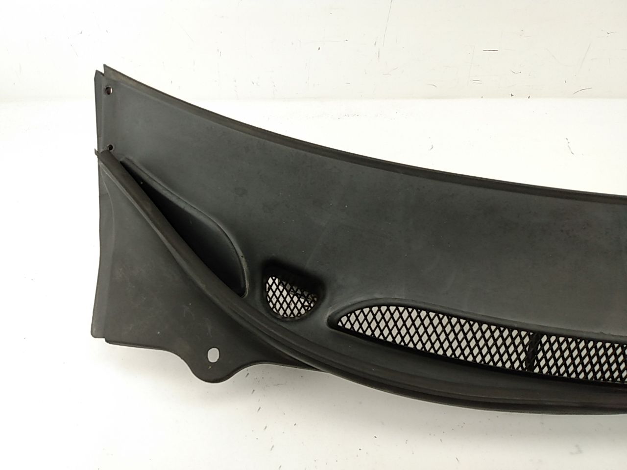 Volvo XC70 Wiper Cowl Vent Panel