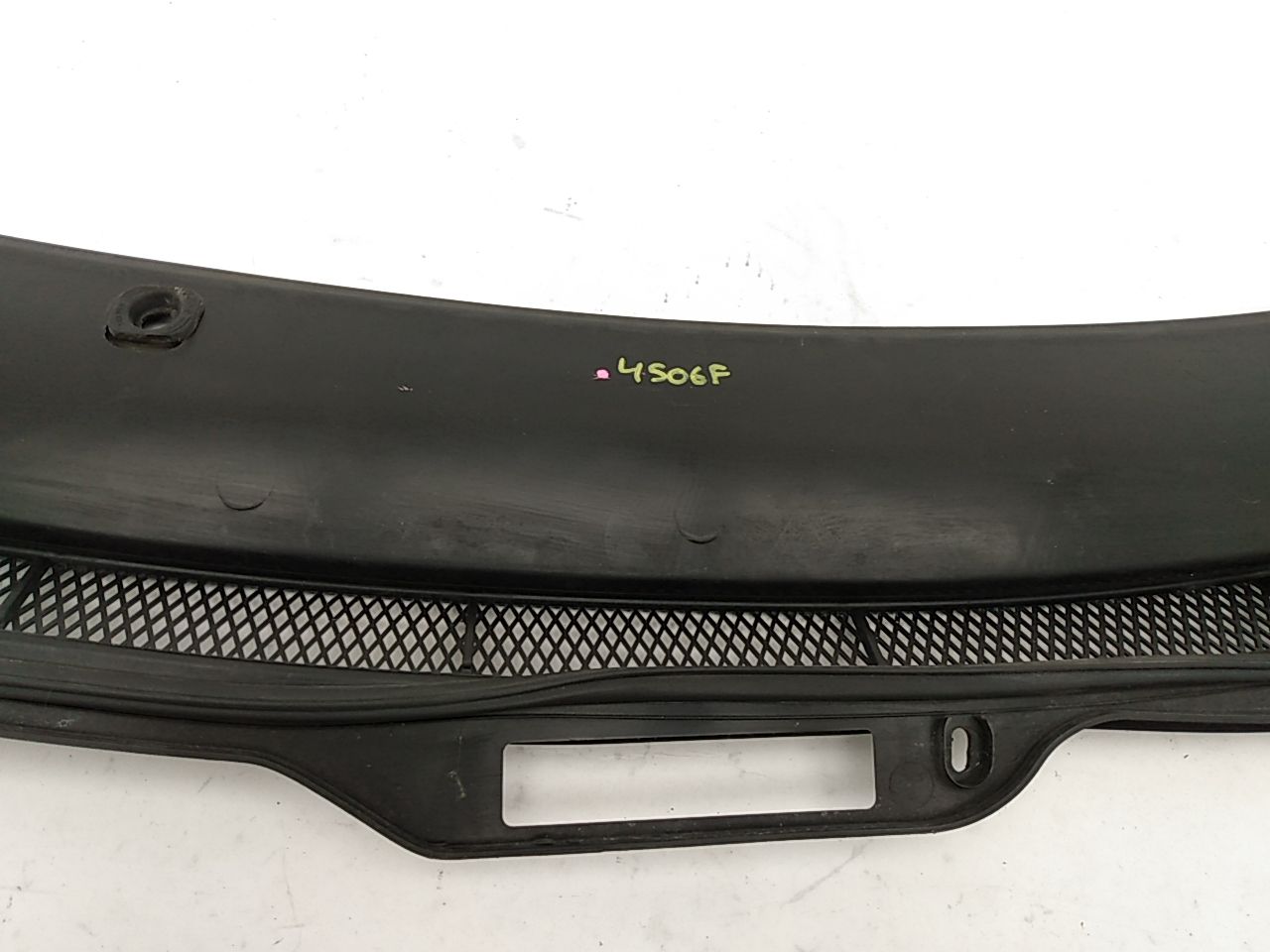 Volvo XC70 Wiper Cowl Vent Panel