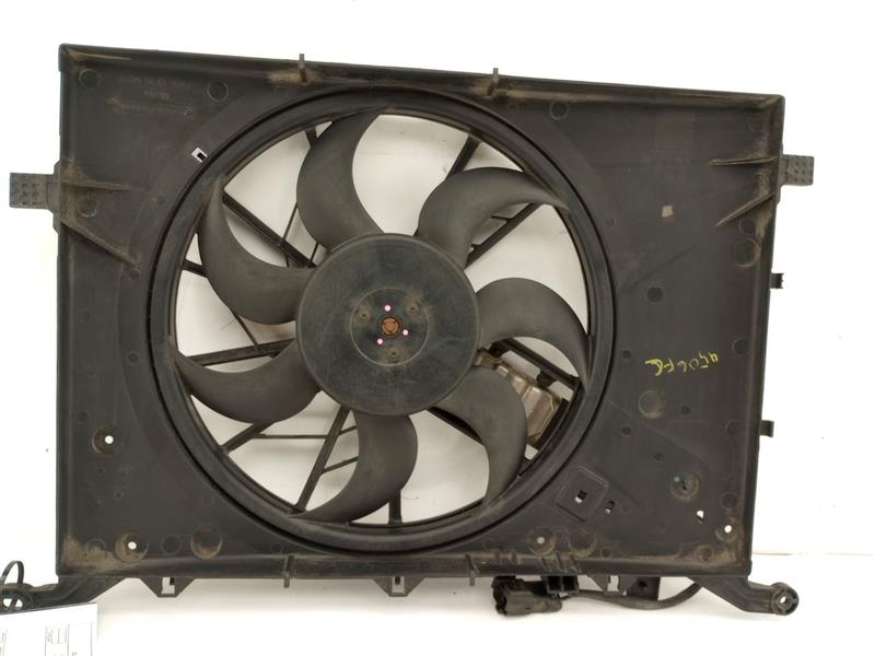 Volvo XC70 Cooling Fan Assembly - 0