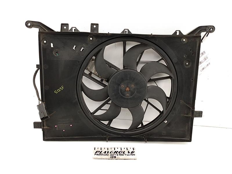 Volvo XC70 Cooling Fan Assembly