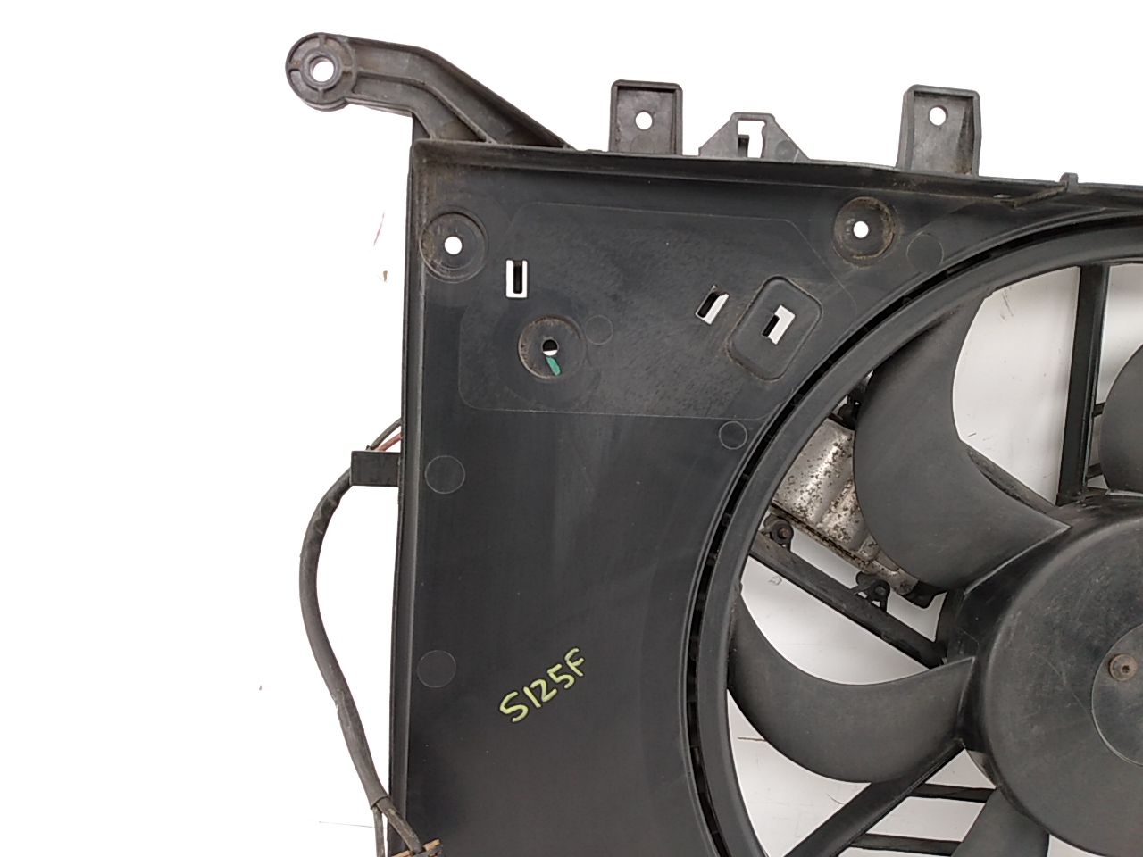 Volvo XC70 Cooling Fan Assembly