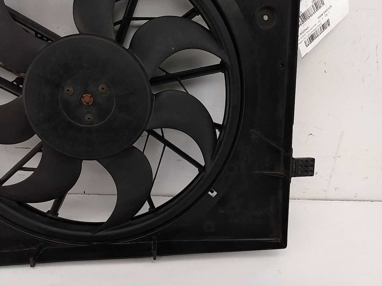 Volvo XC70 Cooling Fan Assembly