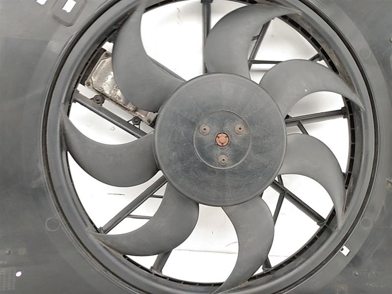 Volvo XC70 Cooling Fan Assembly